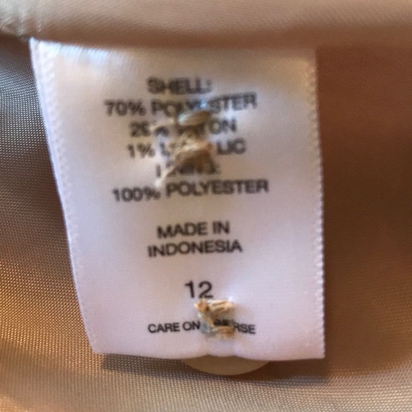 Blazer - Picture 6 of 7